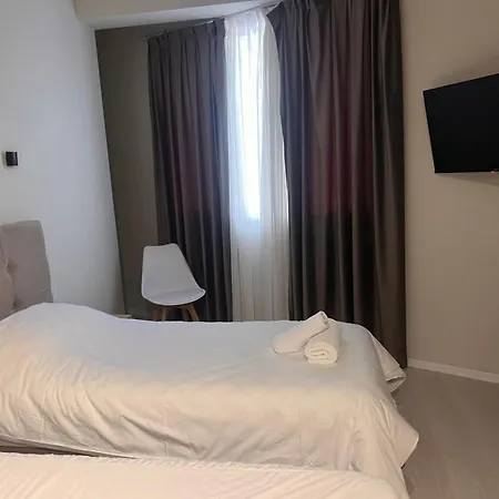 Residences *